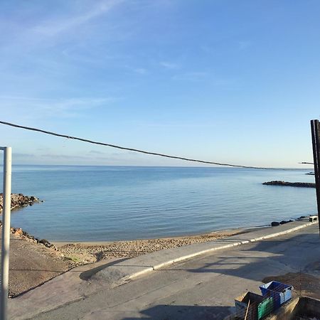 Niros Beachfront Aparthotel Kokkini Hani エクステリア 写真