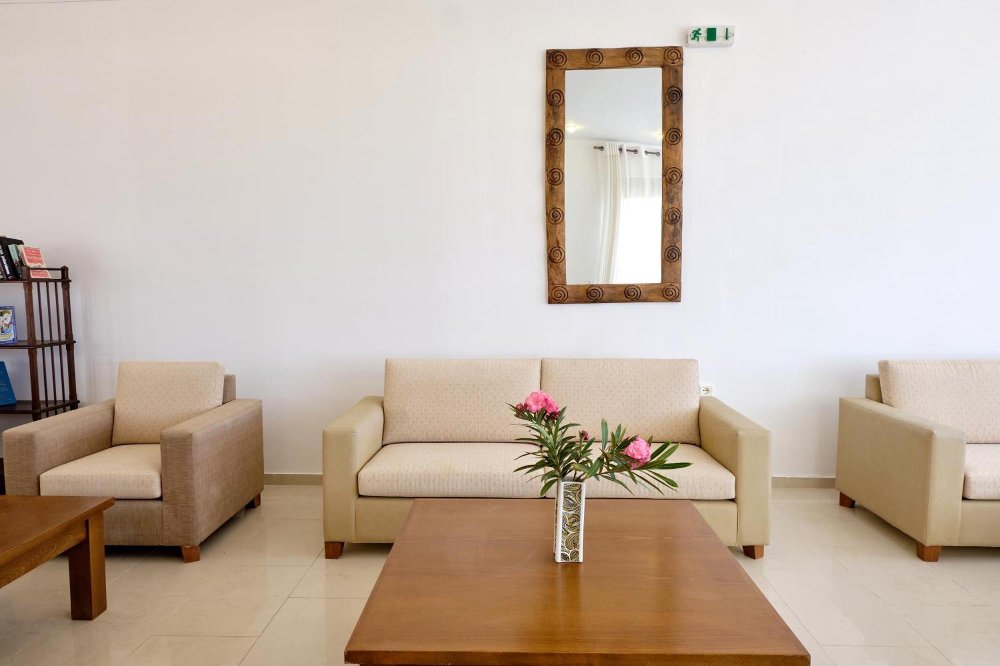 Niros Beachfront Aparthotel Kokkini Hani エクステリア 写真
