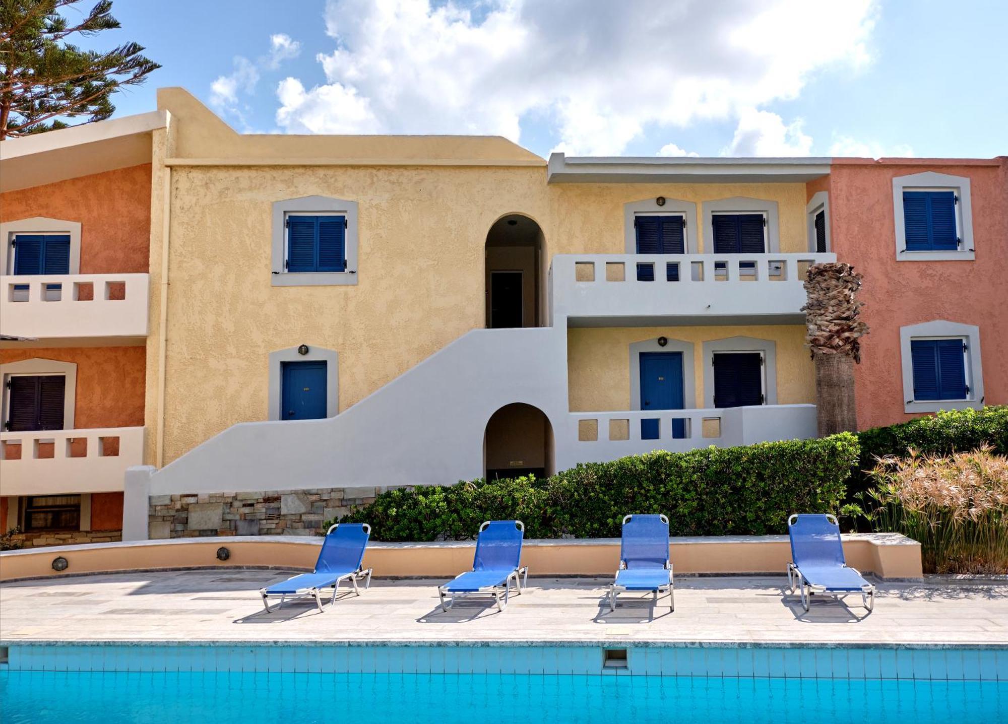 Niros Beachfront Aparthotel Kokkini Hani エクステリア 写真