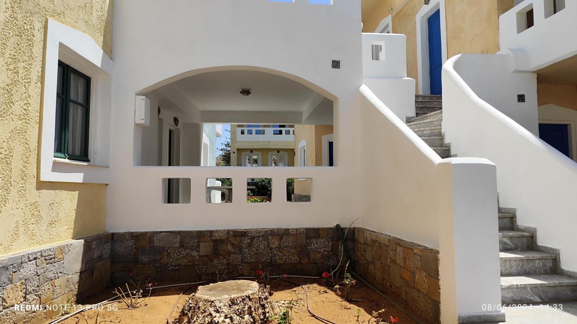 Niros Beachfront Aparthotel Kokkini Hani エクステリア 写真
