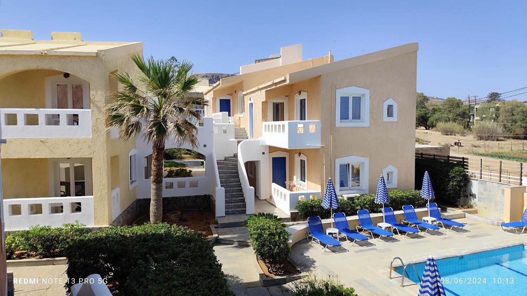 Niros Beachfront Aparthotel Kokkini Hani エクステリア 写真